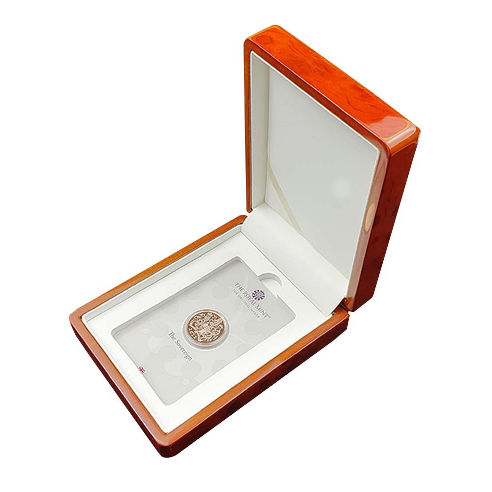 2022 Gold Full Sovereign Blister Coin in Premium Gift Box  | The Royal Mint 