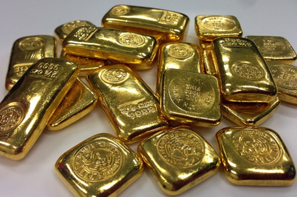 What’s the Difference Between Cast Gold Bullion and Minted Gold Bullion?